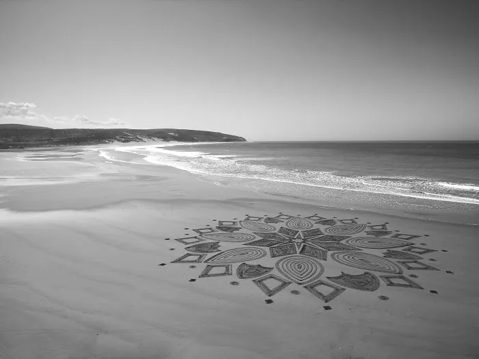 I Create Beach Art Inspired By Arabic Designs And Patterns