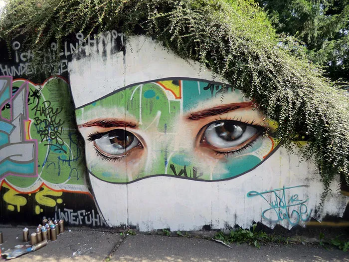 50 Amazing Street Art Installations That Cleverly Interact With Nature