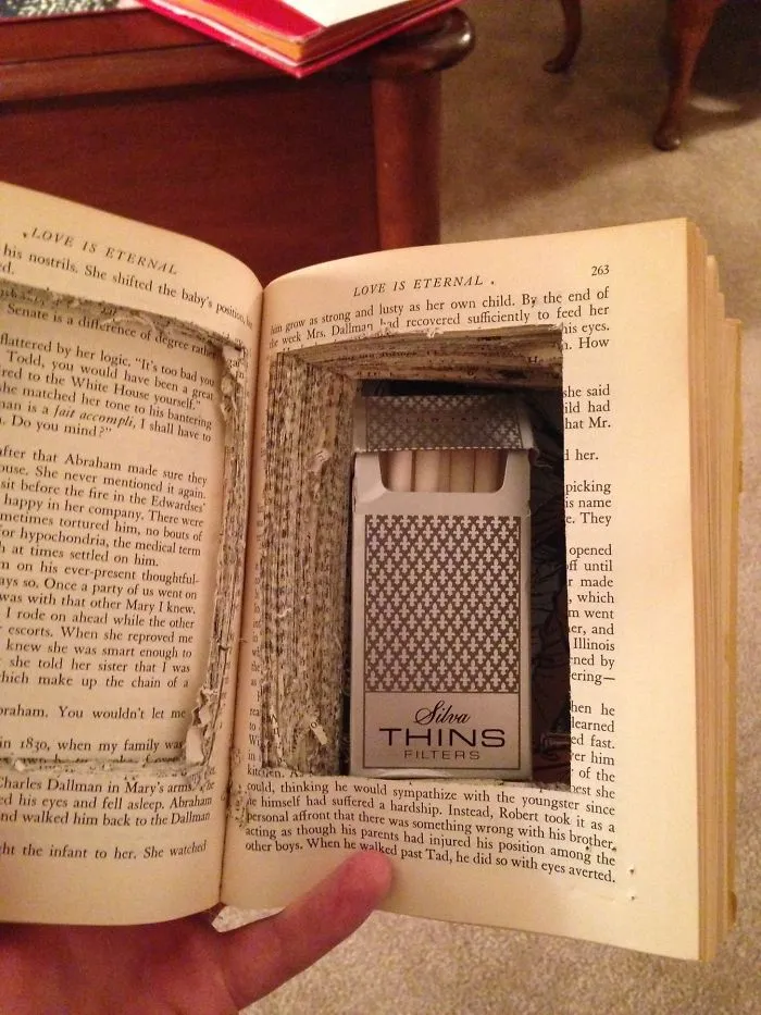 Mi abuelo murió en 1989, decía que había dejado de fumar. Hoy encontré esto