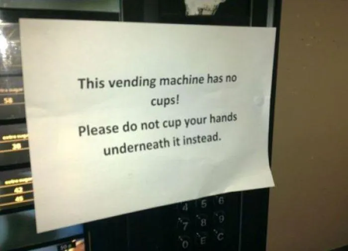 Esta máquina no tiene vasos, por favor no use las manos