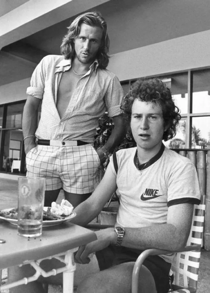 1970s Pics Of Men's Shorts Show A Forgotten Fashion Trend That Made Men Cool