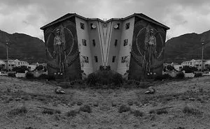 I Travel Across South Africa For Business And Enjoy Shooting And Editing Surreal-Symmetric Cell-Phonography