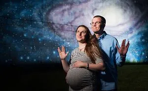 Trekkie Maternity Pictures & Night Portrait Photography By Reminisce Studio