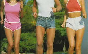 1970s Pics Of Men's Shorts Show A Forgotten Fashion Trend That Made Men Cool