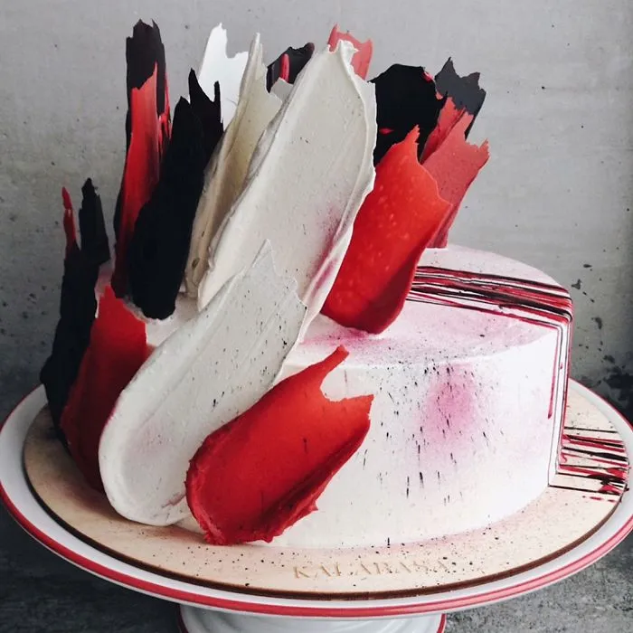 'Brushstroke' Cakes From Russia Are Taking Over Instagram