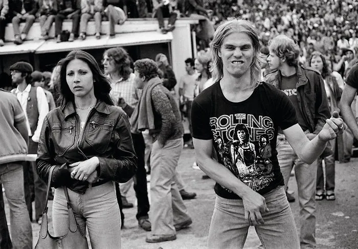 84 Intimate Portraits Of 1970s Rebellious Youth Captured By High School Teacher