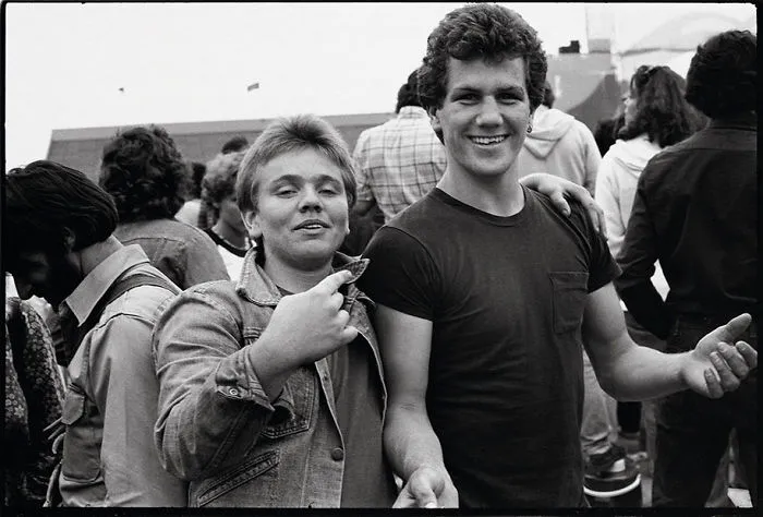 84 Intimate Portraits Of 1970s Rebellious Youth Captured By High School Teacher
