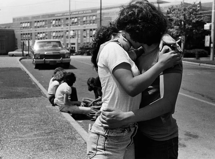 84 Intimate Portraits Of 1970s Rebellious Youth Captured By High School Teacher