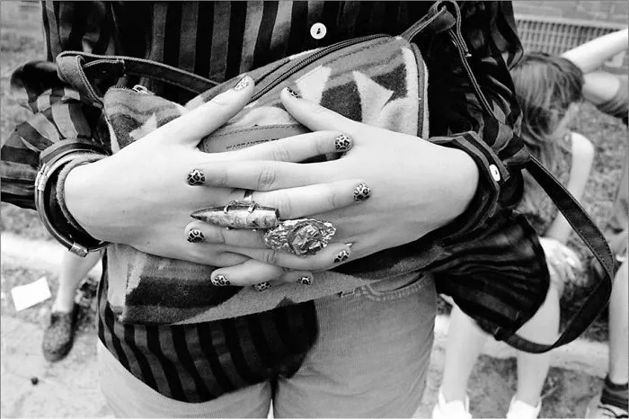 84 Intimate Portraits Of 1970s Rebellious Youth Captured By High School Teacher