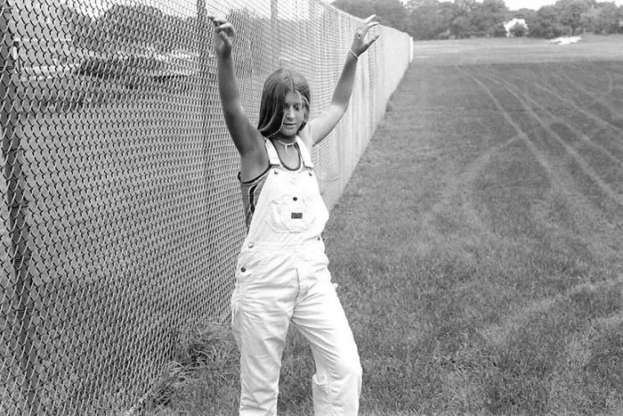 84 Intimate Portraits Of 1970s Rebellious Youth Captured By High School Teacher