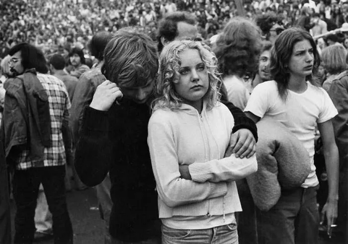 84 Intimate Portraits Of 1970s Rebellious Youth Captured By High School Teacher