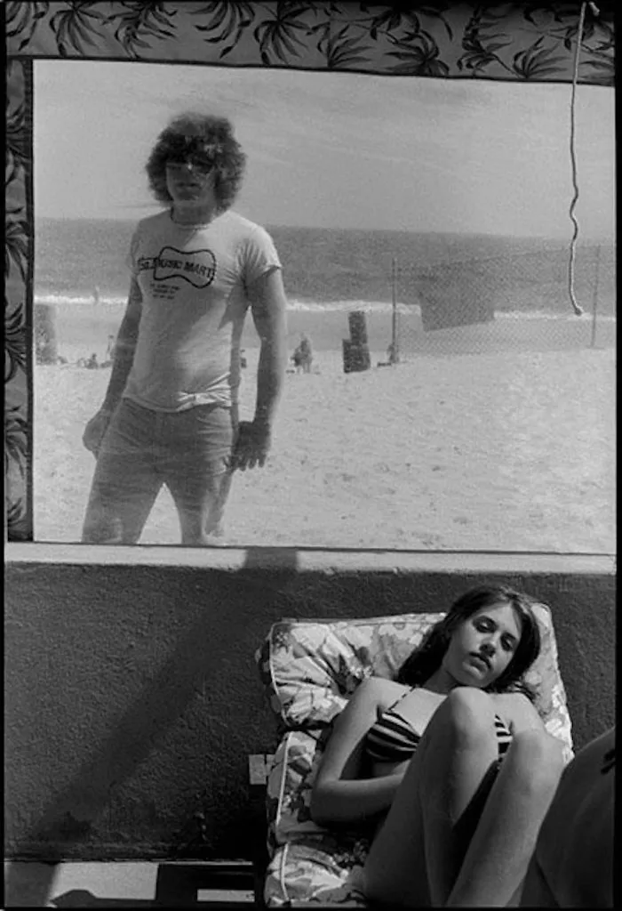 84 Intimate Portraits Of 1970s Rebellious Youth Captured By High School Teacher