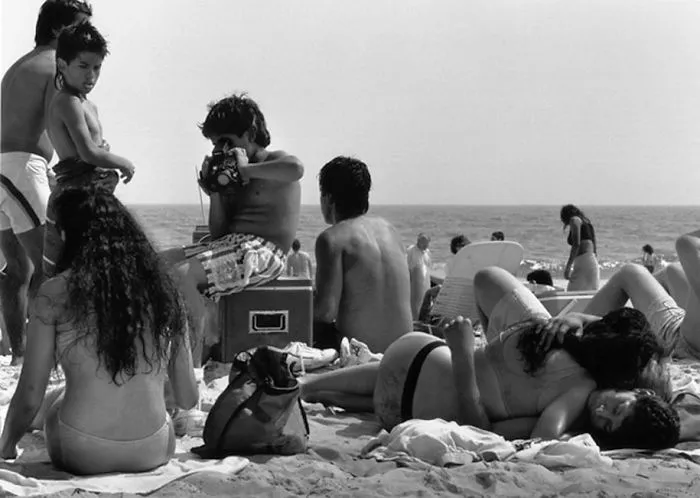 84 Intimate Portraits Of 1970s Rebellious Youth Captured By High School Teacher