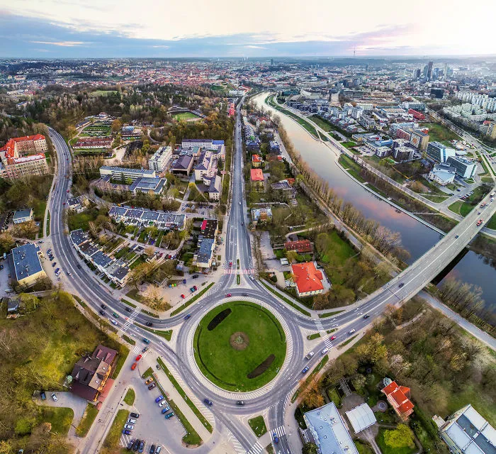 I Took Pictures Of All Roundabouts In Vilnius