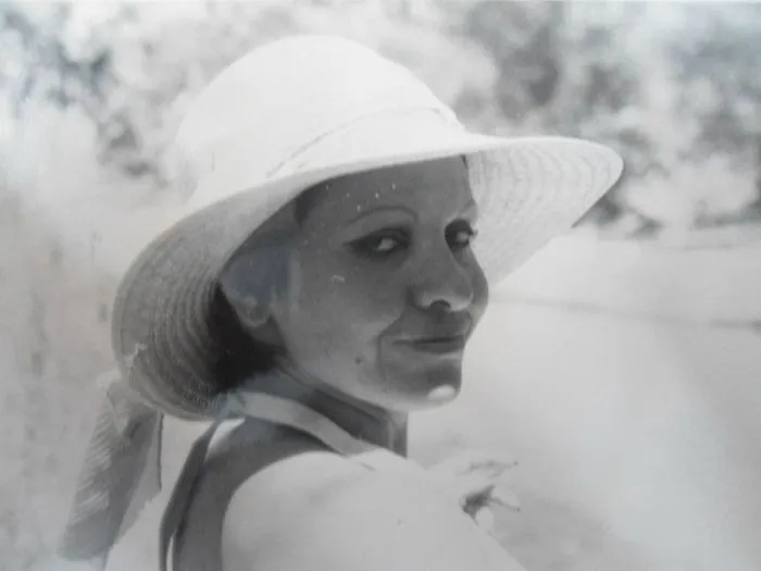My Mom In 1977