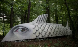 I Turned Old Abandoned Boat Into Piece Of Art