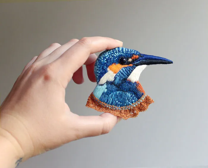 Incredibly Detailed Embroidered Bird Brooches By Paulina Bartnik