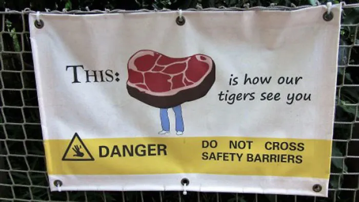 43 Funny Zoo Signs Which Probably Have Some Incredible Stories Behind Them