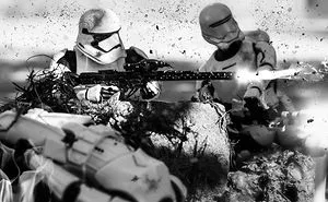 Artist Creates Amazing Battle Scenes Using Star Wars Toys