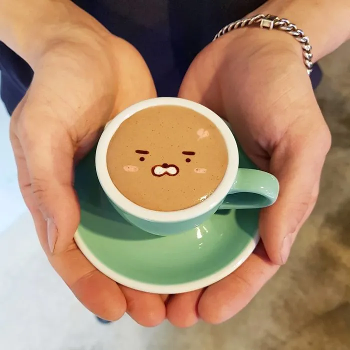 Soy un barista de Corea que crea arte sobre el café