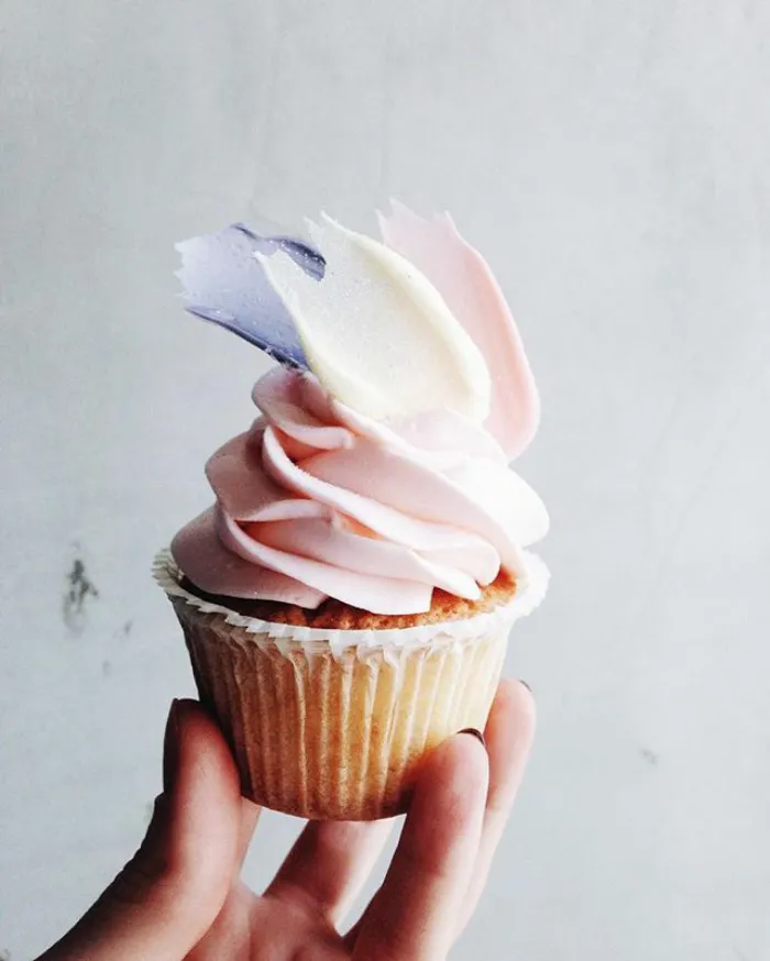 'Brushstroke' Cakes From Russia Are Taking Over Instagram