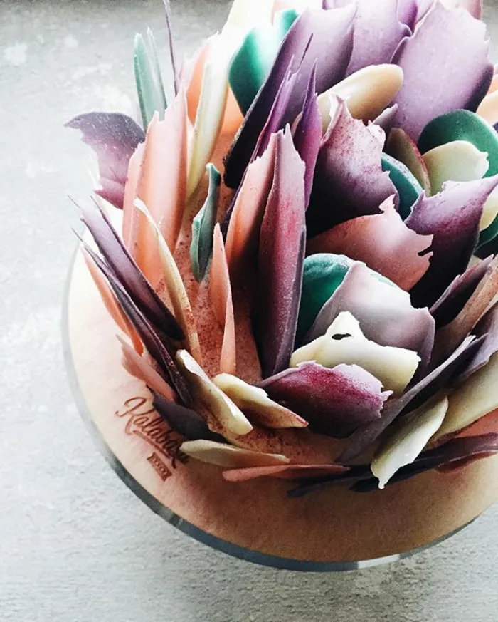 'Brushstroke' Cakes From Russia Are Taking Over Instagram
