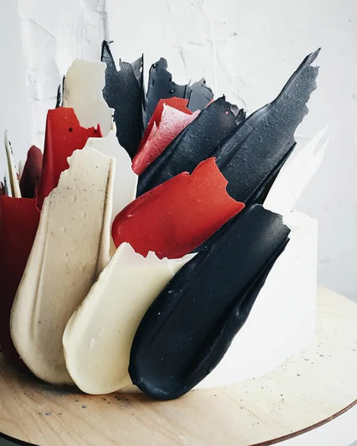 'Brushstroke' Cakes From Russia Are Taking Over Instagram