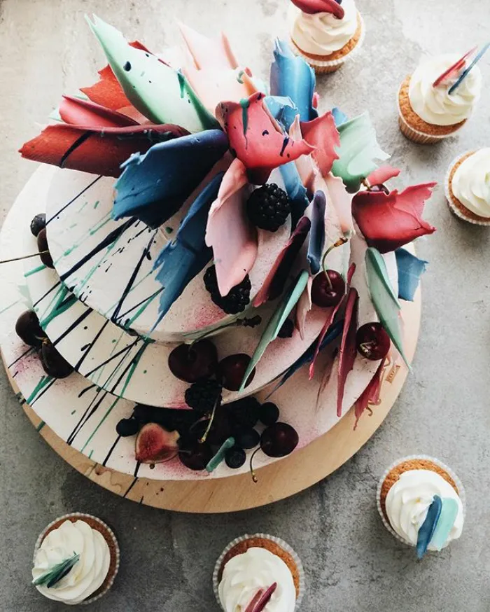 'Brushstroke' Cakes From Russia Are Taking Over Instagram