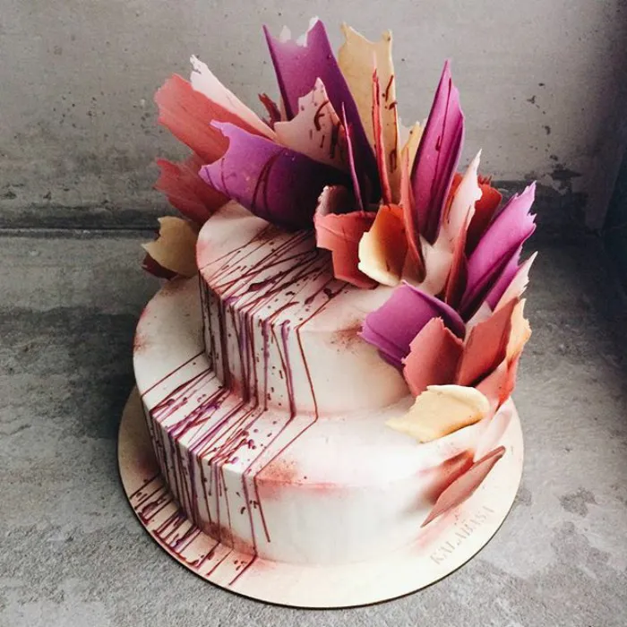 'Brushstroke' Cakes From Russia Are Taking Over Instagram