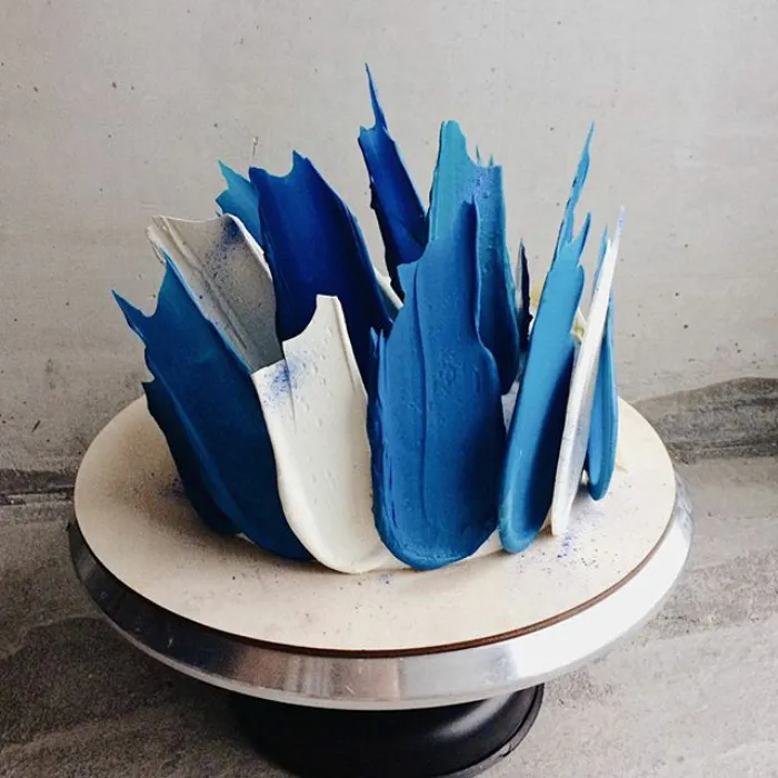'Brushstroke' Cakes From Russia Are Taking Over Instagram