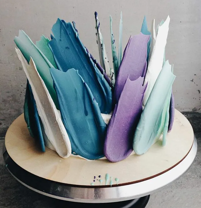 'Brushstroke' Cakes From Russia Are Taking Over Instagram