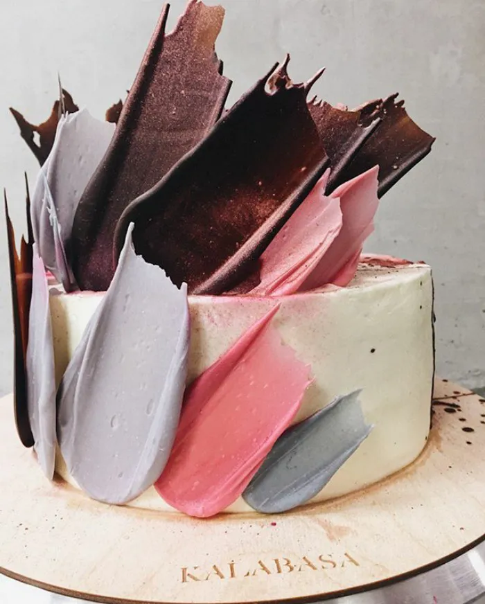 'Brushstroke' Cakes From Russia Are Taking Over Instagram