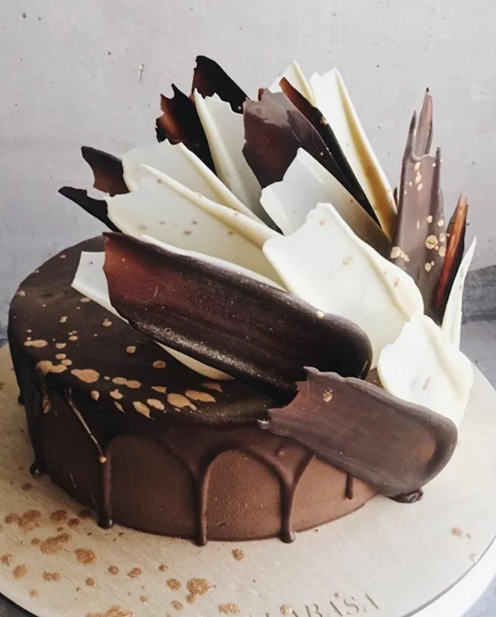 'Brushstroke' Cakes From Russia Are Taking Over Instagram