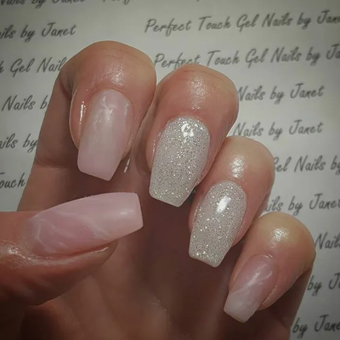 Las uñas de cuarzo son la última tendencia en belleza