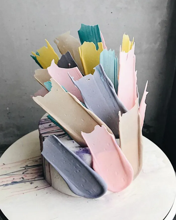 'Brushstroke' Cakes From Russia Are Taking Over Instagram