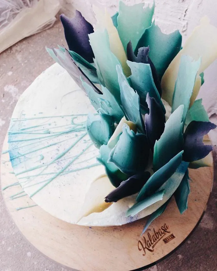 'Brushstroke' Cakes From Russia Are Taking Over Instagram