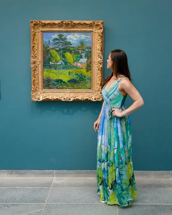 I Coordinate My Outfits To Match Art