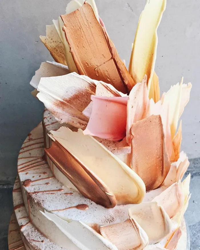 'Brushstroke' Cakes From Russia Are Taking Over Instagram