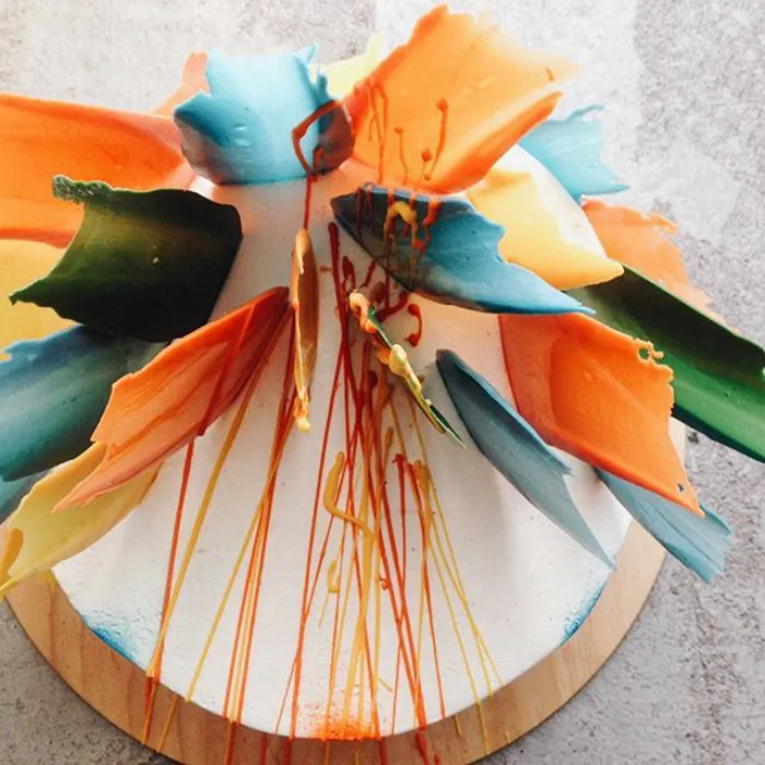'Brushstroke' Cakes From Russia Are Taking Over Instagram