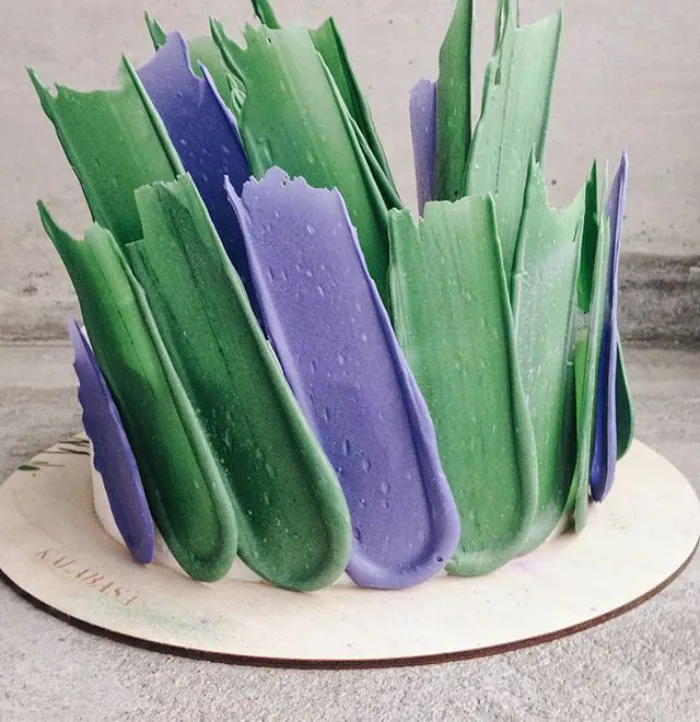 'Brushstroke' Cakes From Russia Are Taking Over Instagram