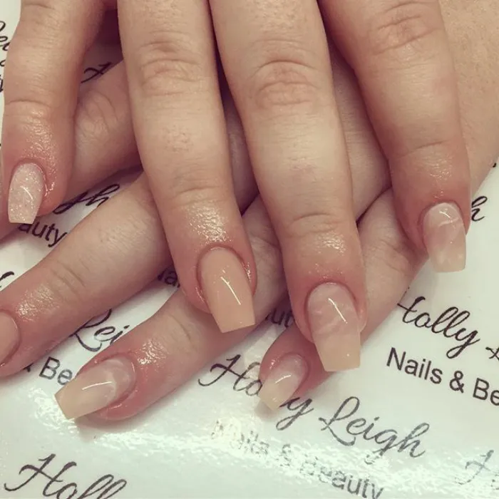 Las uñas de cuarzo son la última tendencia en belleza