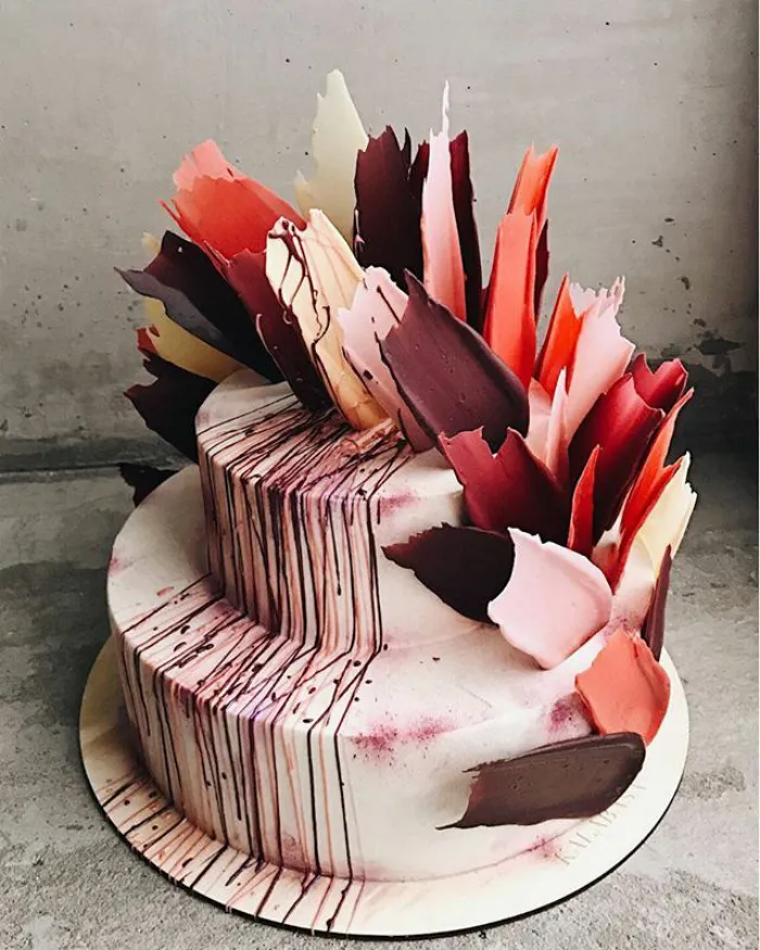 'Brushstroke' Cakes From Russia Are Taking Over Instagram
