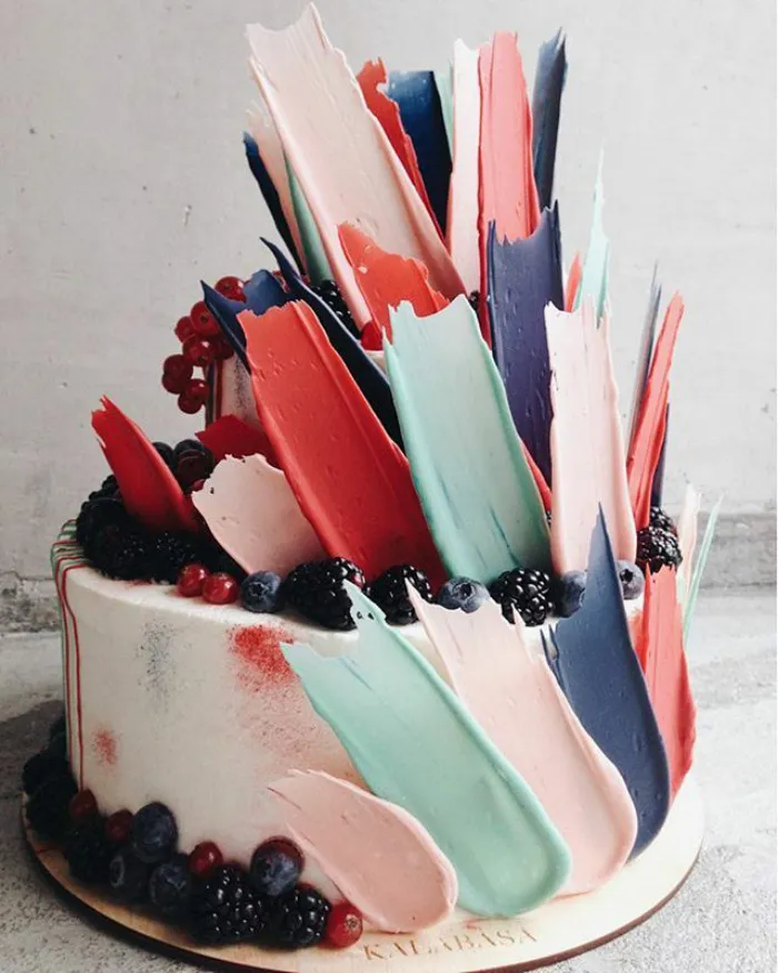 'Brushstroke' Cakes From Russia Are Taking Over Instagram