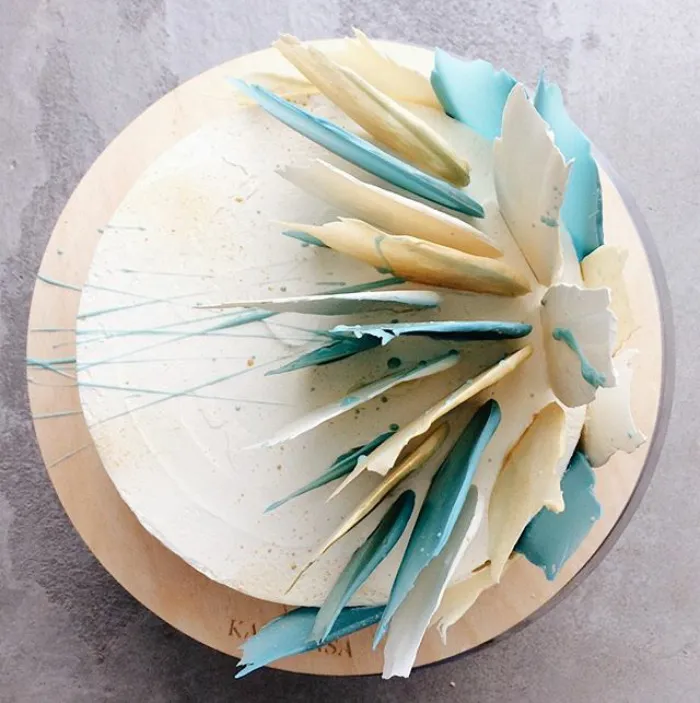 'Brushstroke' Cakes From Russia Are Taking Over Instagram