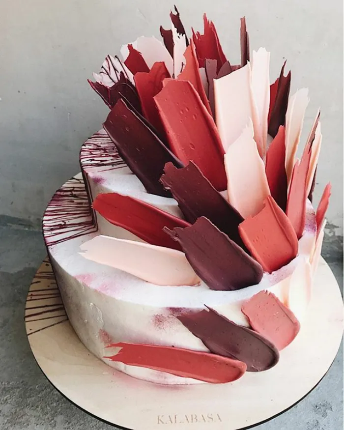 'Brushstroke' Cakes From Russia Are Taking Over Instagram