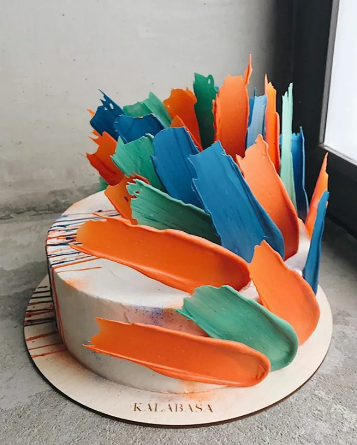 'Brushstroke' Cakes From Russia Are Taking Over Instagram