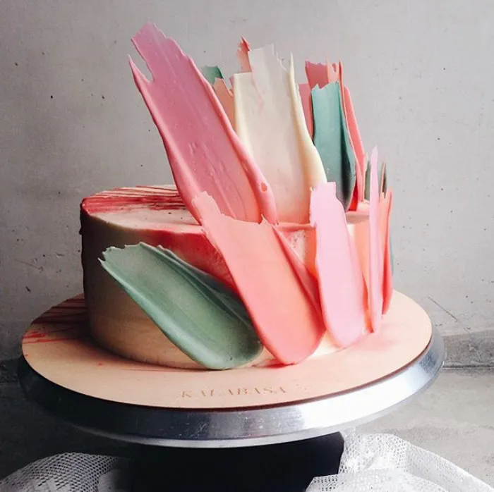 'Brushstroke' Cakes From Russia Are Taking Over Instagram
