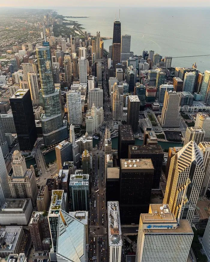 Romanian Photographer Captures Chicago From Above Like You've Never Seen Before