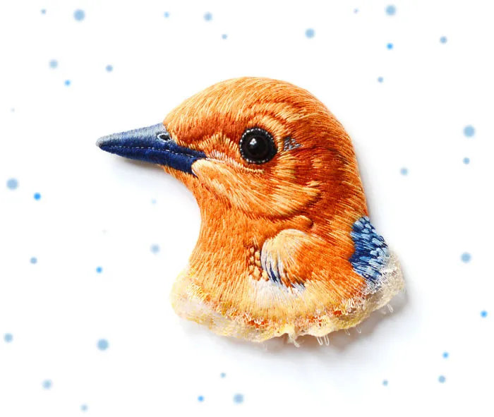 Incredibly Detailed Embroidered Bird Brooches By Paulina Bartnik