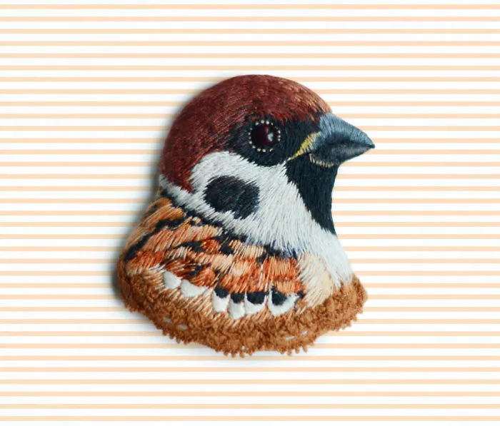 Incredibly Detailed Embroidered Bird Brooches By Paulina Bartnik